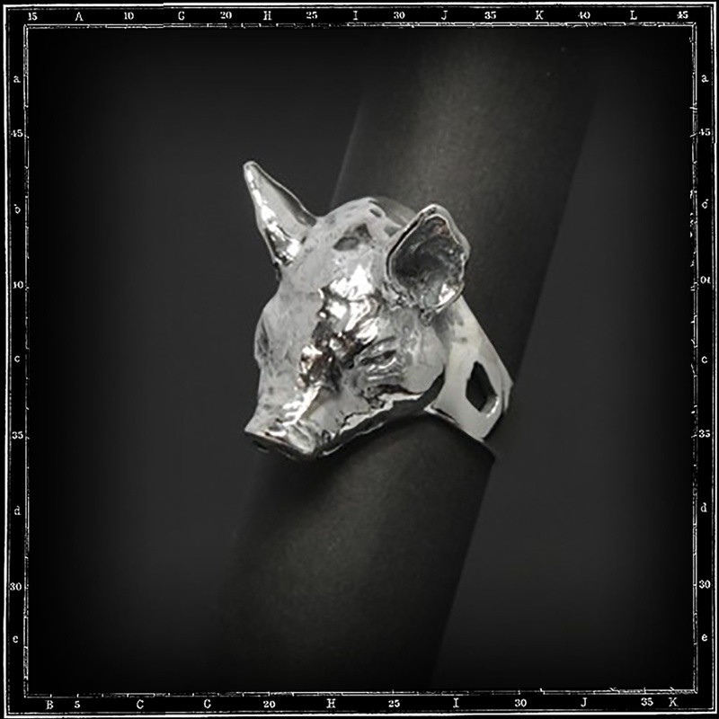 Pig head ring (small)