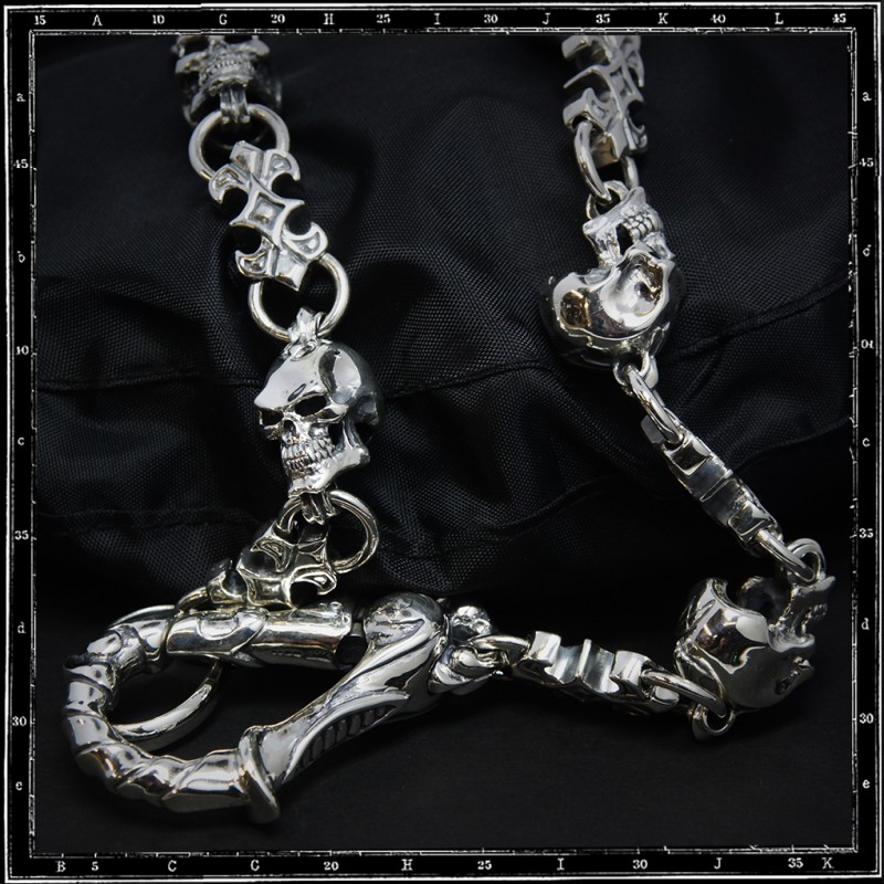 Skull & link wallet chain