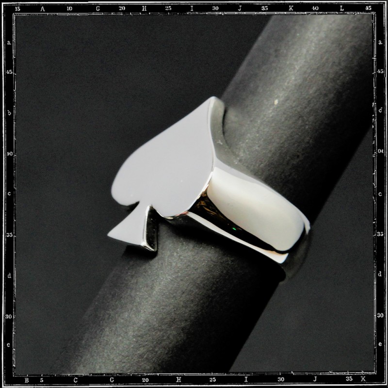 Ace of spades ring (plain)