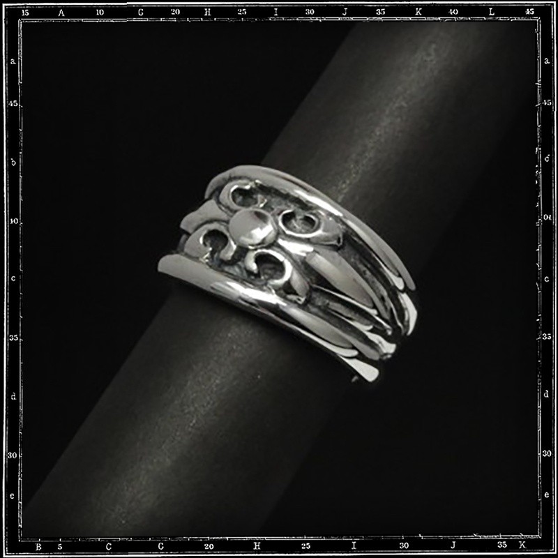 High dome tudor ring (large)