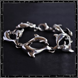 Dolphin link bracelet