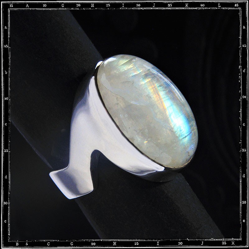 Zig Zag Setting Ring