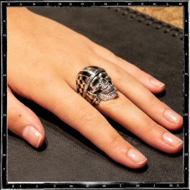 Silverstone Skull Ring