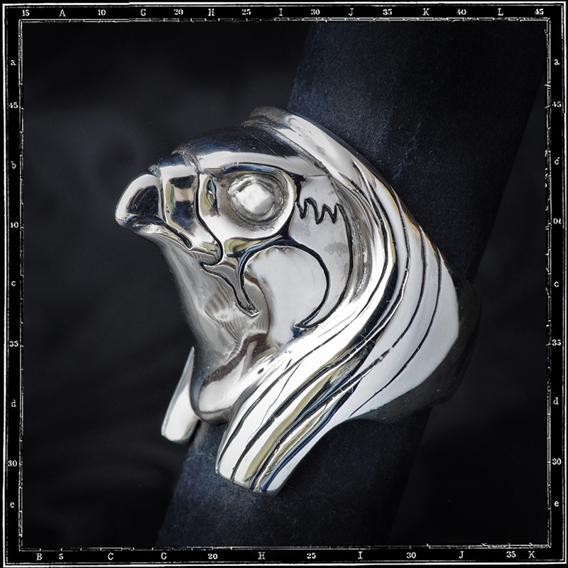 Horus Head Ring
