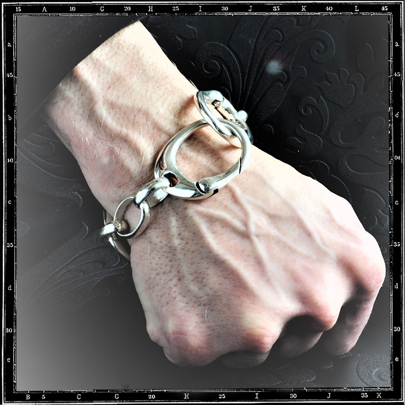 Handcuff bracelet (Large)