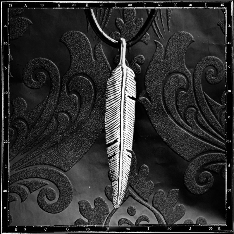 Feather pendant (Double Sided Medium)