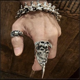 Mad max skull ring