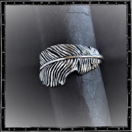 Feather Ring (Small)