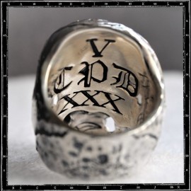 Lost Skull ring