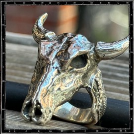 Cow skull Ring (Large)