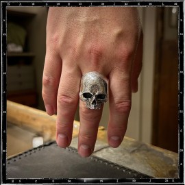 XX Ossuary Skull Ring (Large) XX Ossuary Skull Ring (Large)