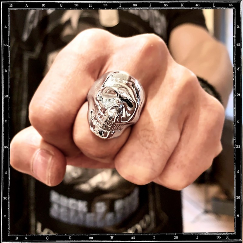 Ghost Skull ring