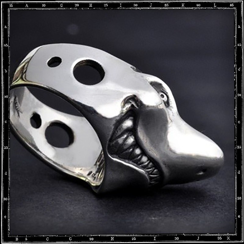 Shark (cartoon) Head Ring