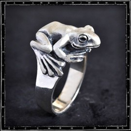 Frog Ring (small)