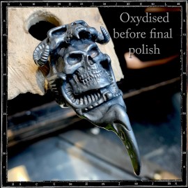 Mad max skull ring