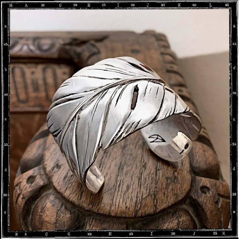 Feather Bangle Bracelet