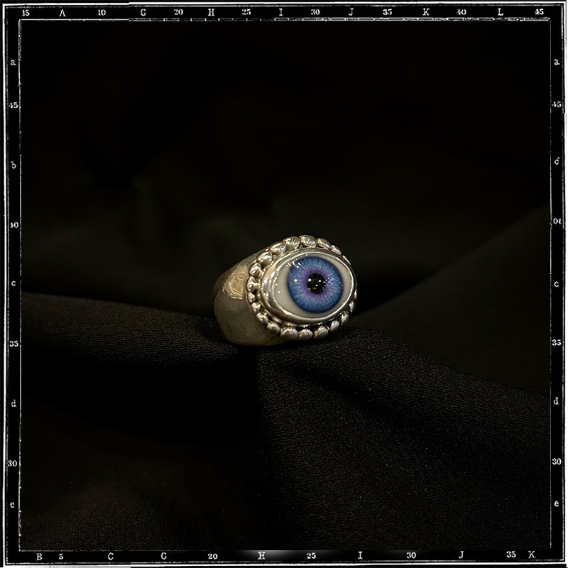 Heavy beaded eye ring Heavy beaded eye ring