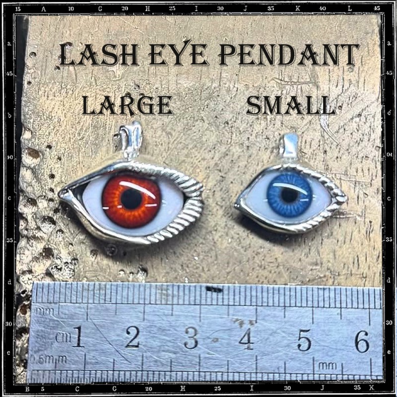 Lash eye pendant
