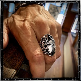 Scarab ring