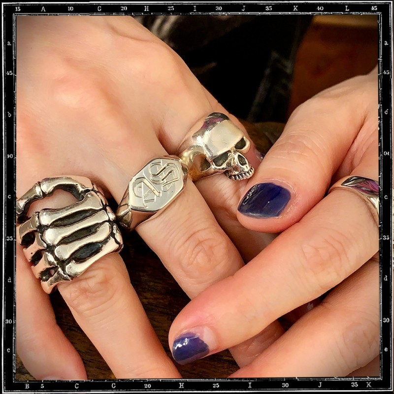 Signet Ring 4 Signet Ring 4