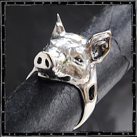 Pig head ring (small)