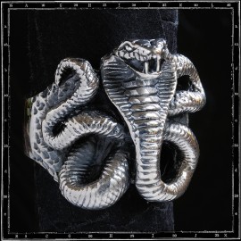 Cobra ring