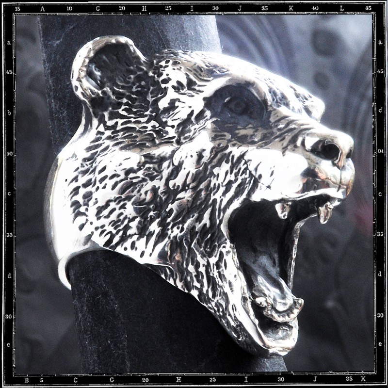 Bear head ring Bear head ring