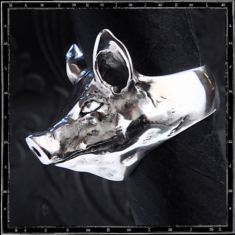 Pig head ring (large) Pig head ring (large)