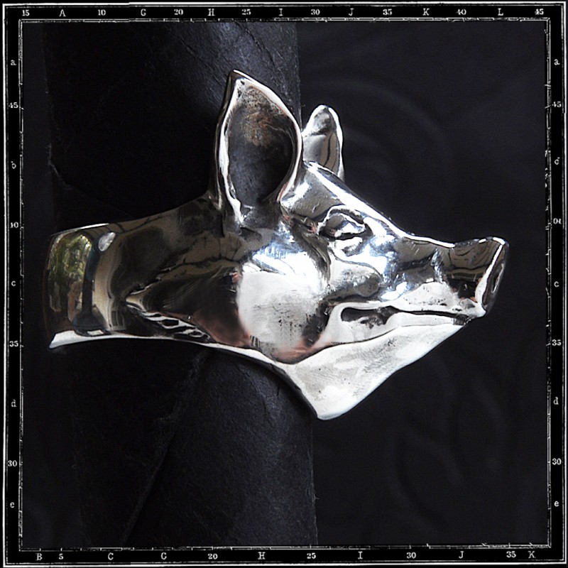 Pig head ring (large) Pig head ring (large)