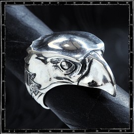 Small Eagle Head ring Small Eagle Head ring