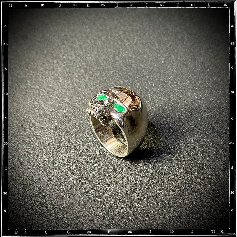 Evil Skull Ring - Small