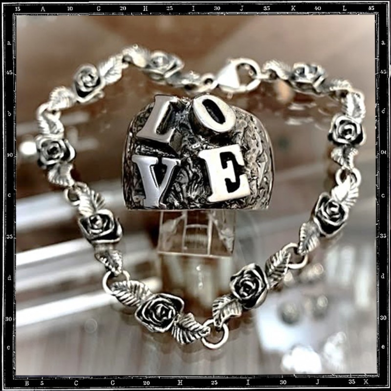 Roses bracelet and LOVE ring