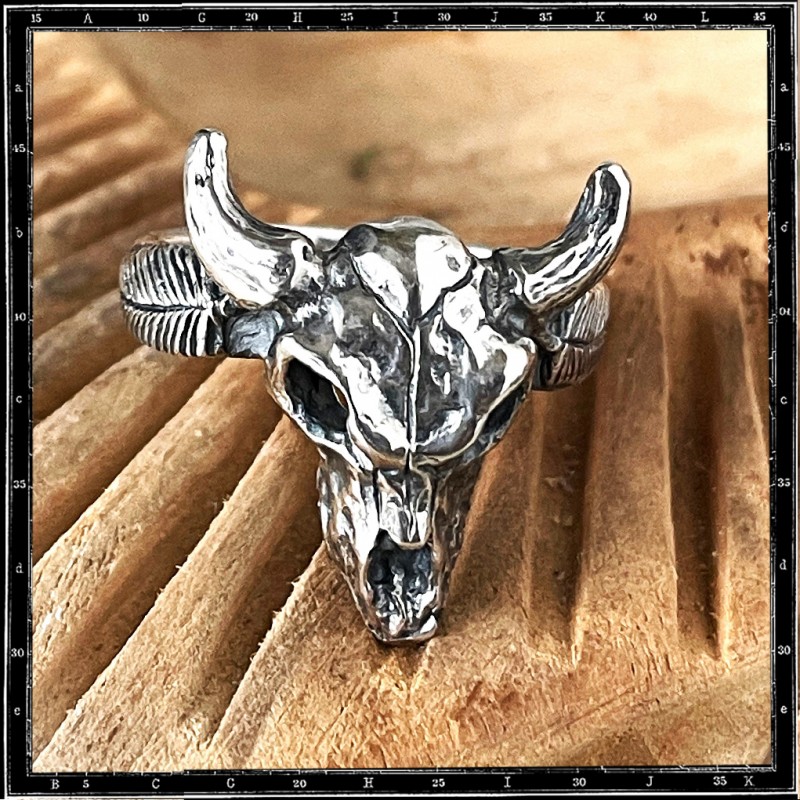 Small Cow Skull ring