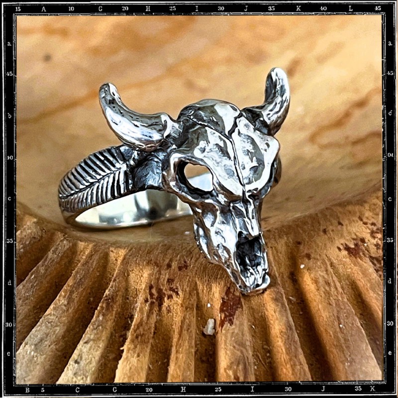 Small Cow Skull ring