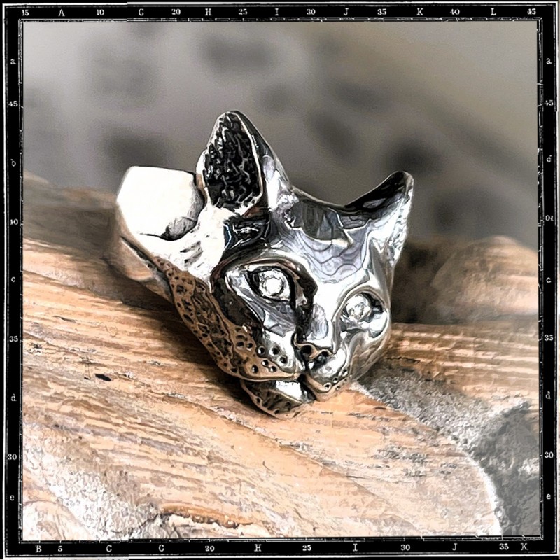 Cat Ring