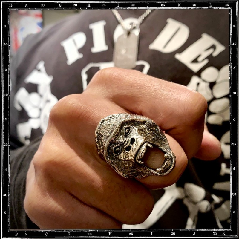 Gorilla ring