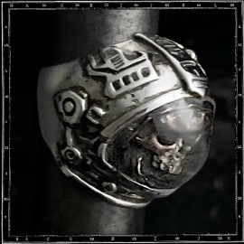 Major Tom Skull ring