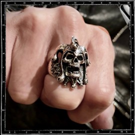 Joker Skull Ring