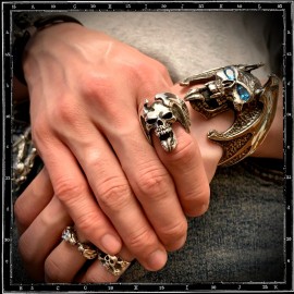 Lucifer ring Lucifer ring