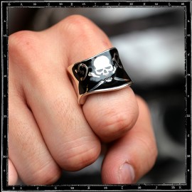 Pirate flag ring Pirate flag ring