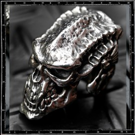 S.O.B. skull ring