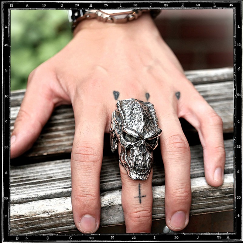 S.O.B. skull ring