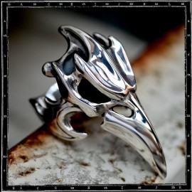 Evil bird skull ring