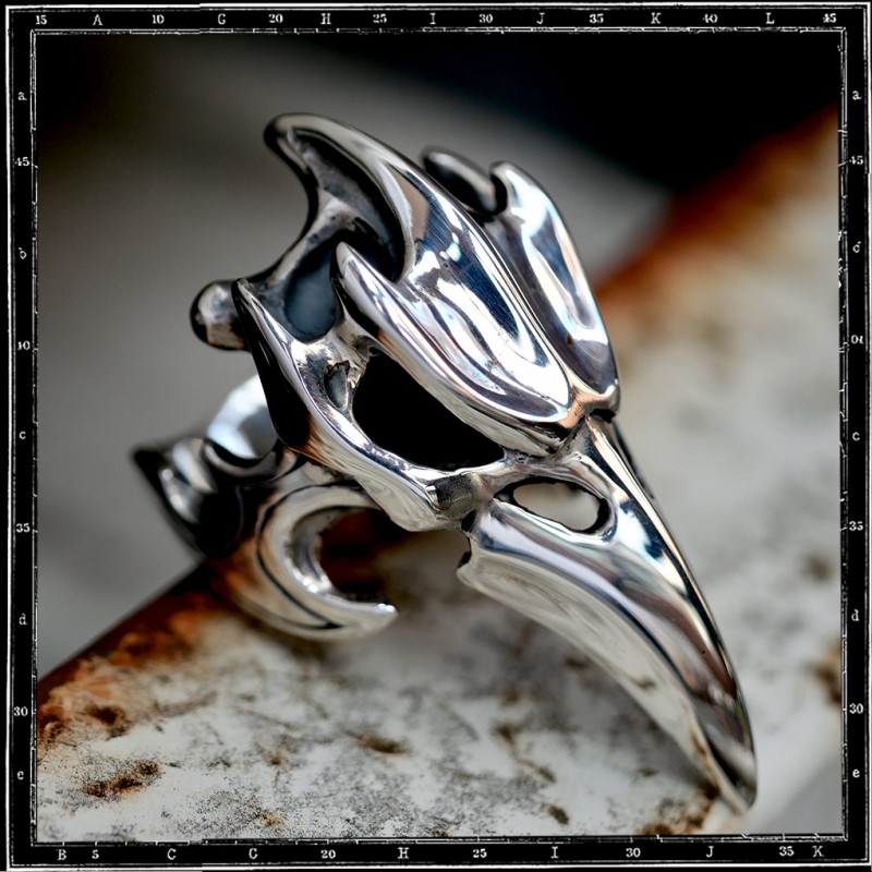 Evil bird skull ring