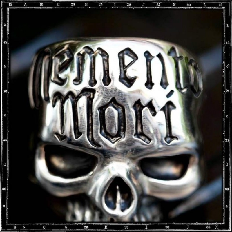 Memento Mori Skull Ring