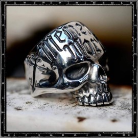 Memento Mori Skull Ring