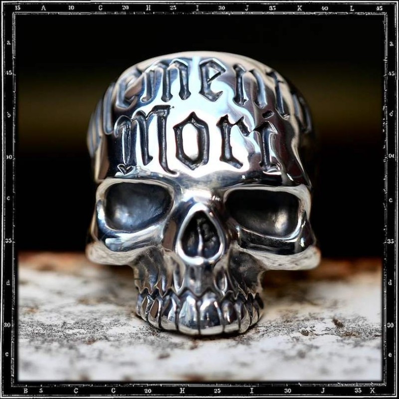 Memento Mori Skull Ring