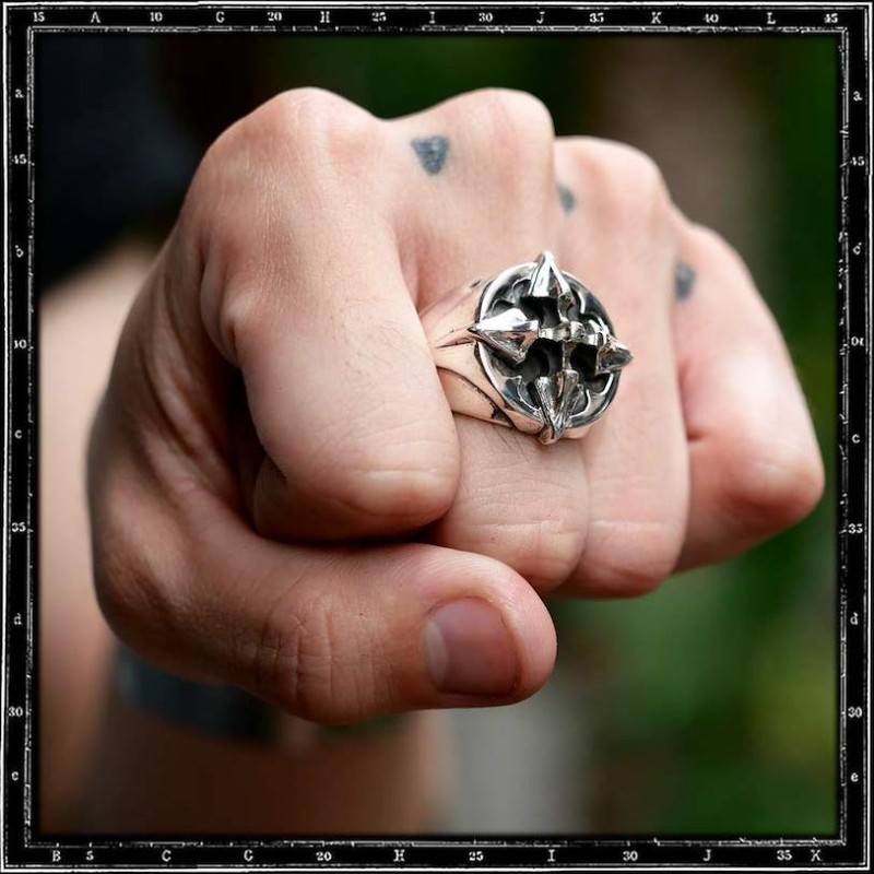 Heavy signet Tudor cross ring Heavy signet Tudor cross ring