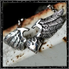 Large 3D heart & wings pendant