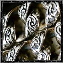 TRIBAL LINK BRACELET